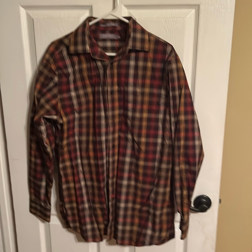 Like new men’s shirt Daniel Cremieux size medium